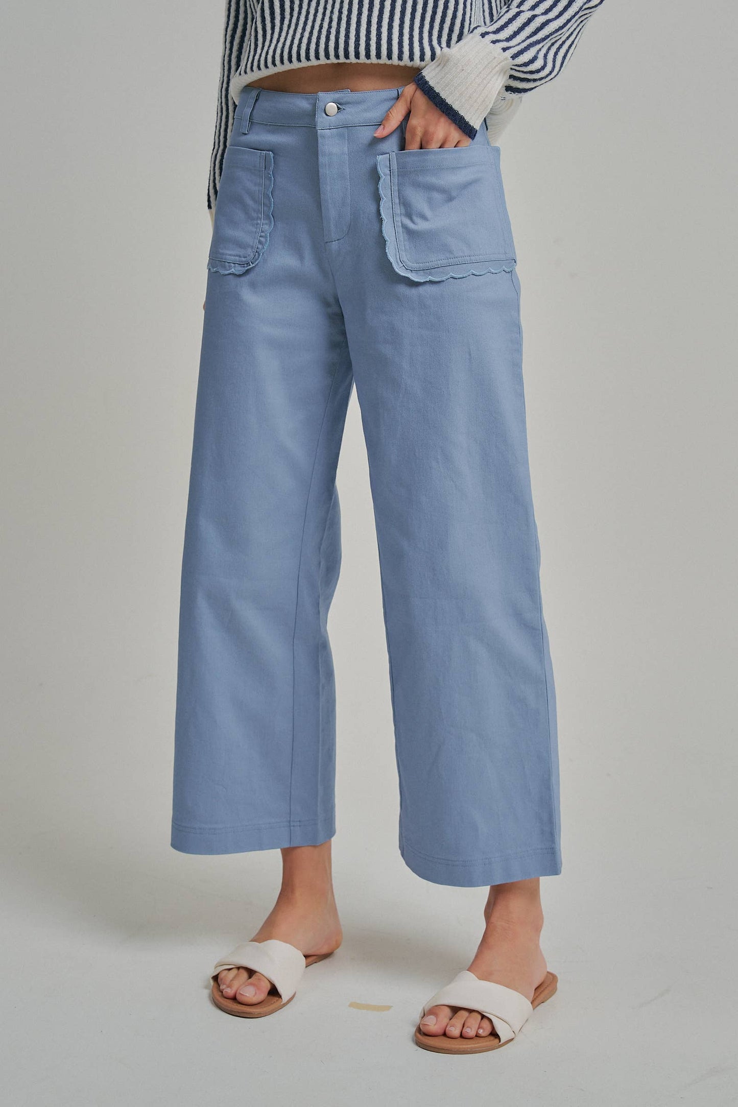 Stretch Mid Rise Pants with Scalloped Patch