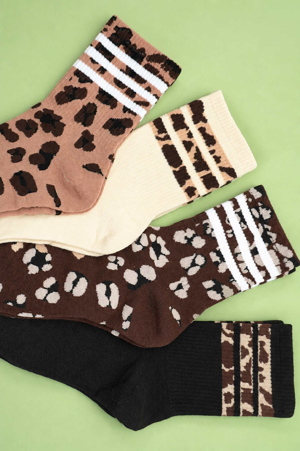 Throwback Crew Socks