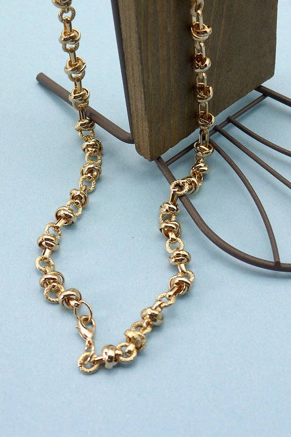 Knot Link Chain Necklace