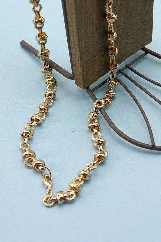 Knot Link Chain Necklace