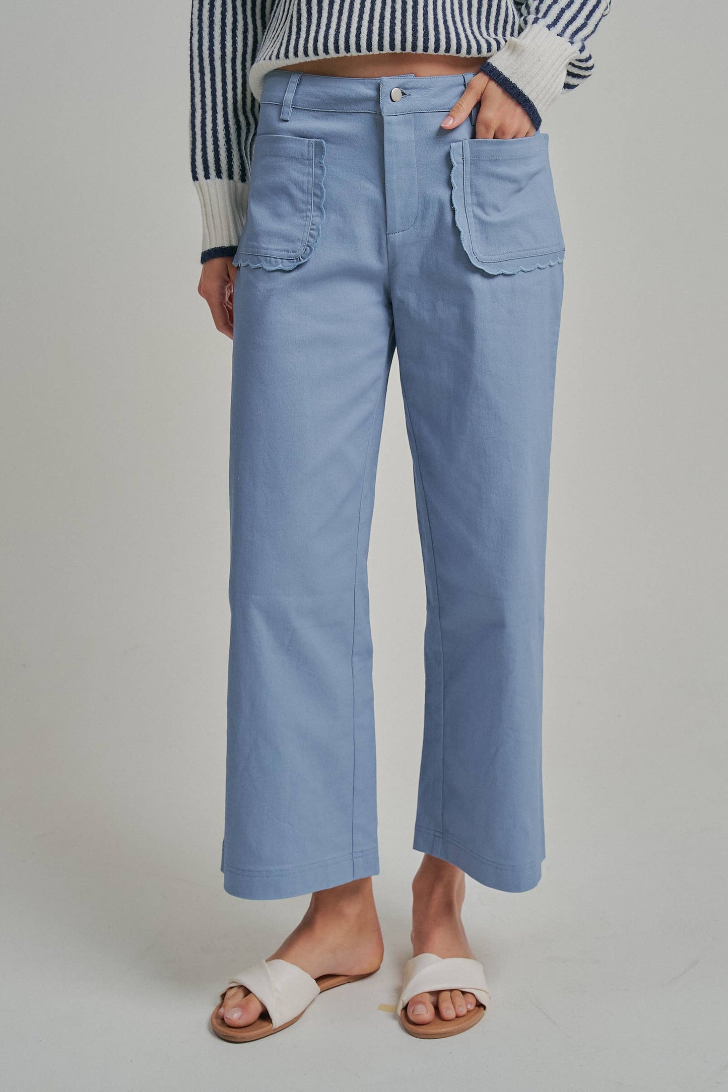 Stretch Mid Rise Pants with Scalloped Patch