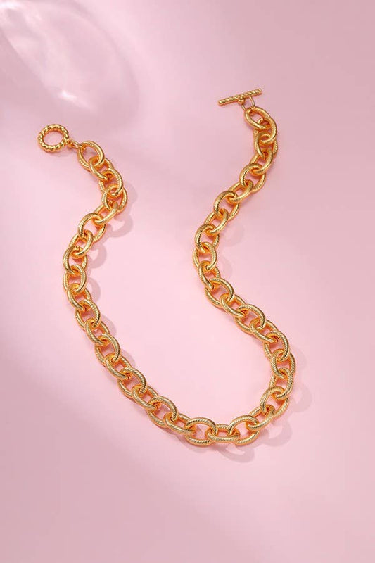 Chunky Chain Toggle Necklace