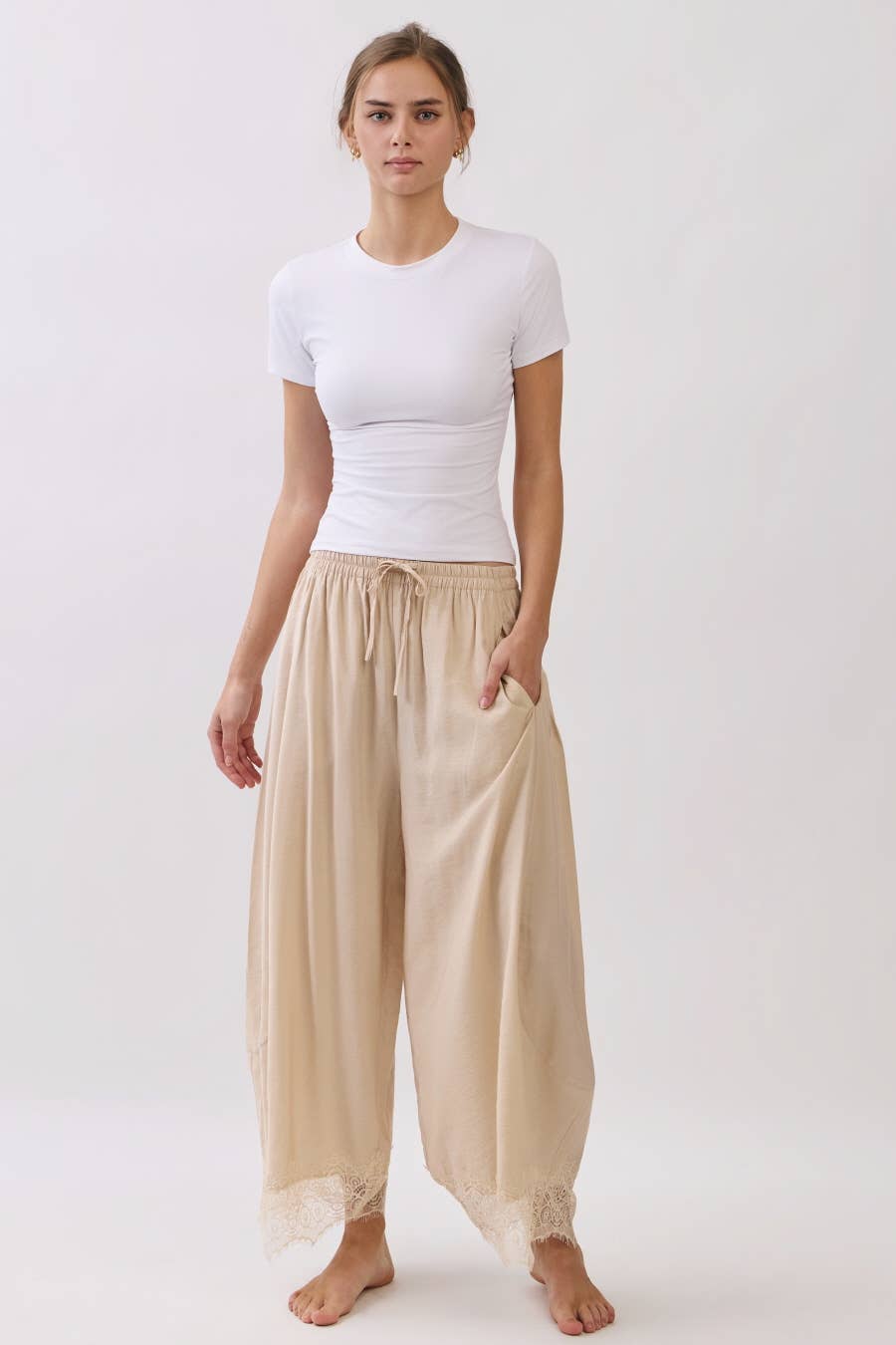 Crinkled Wide Leg Pants Description