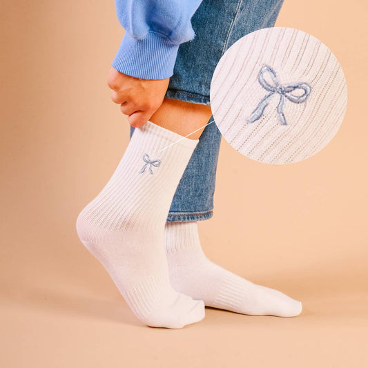 Embroidered Crew Socks–Blue Bow