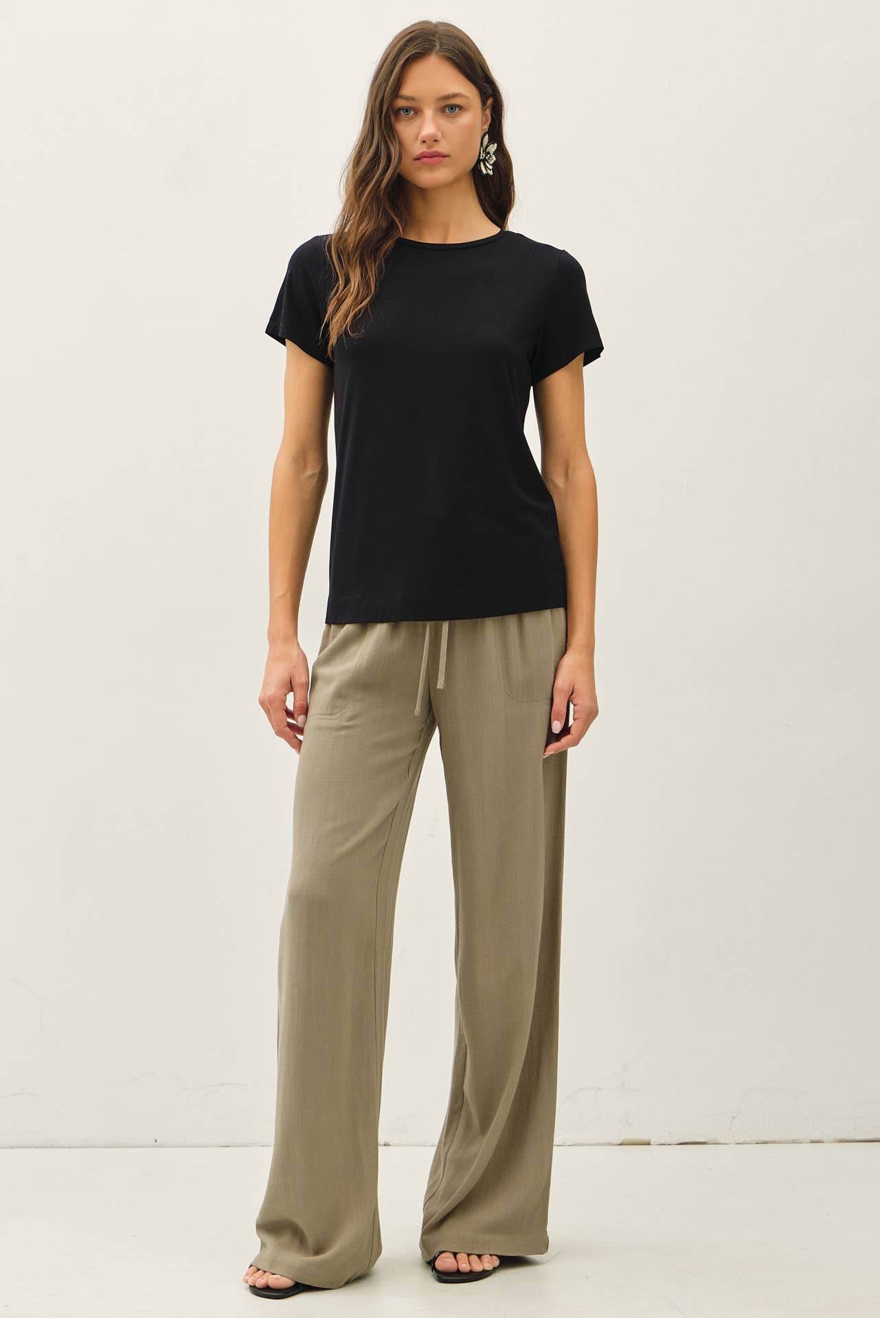Basic Round Neck Tee