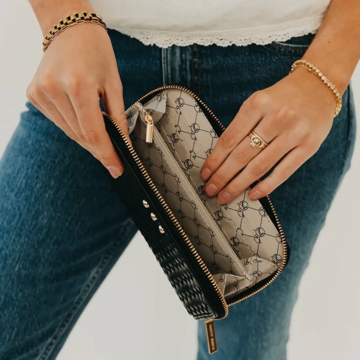 Large Zip Woven Wallet