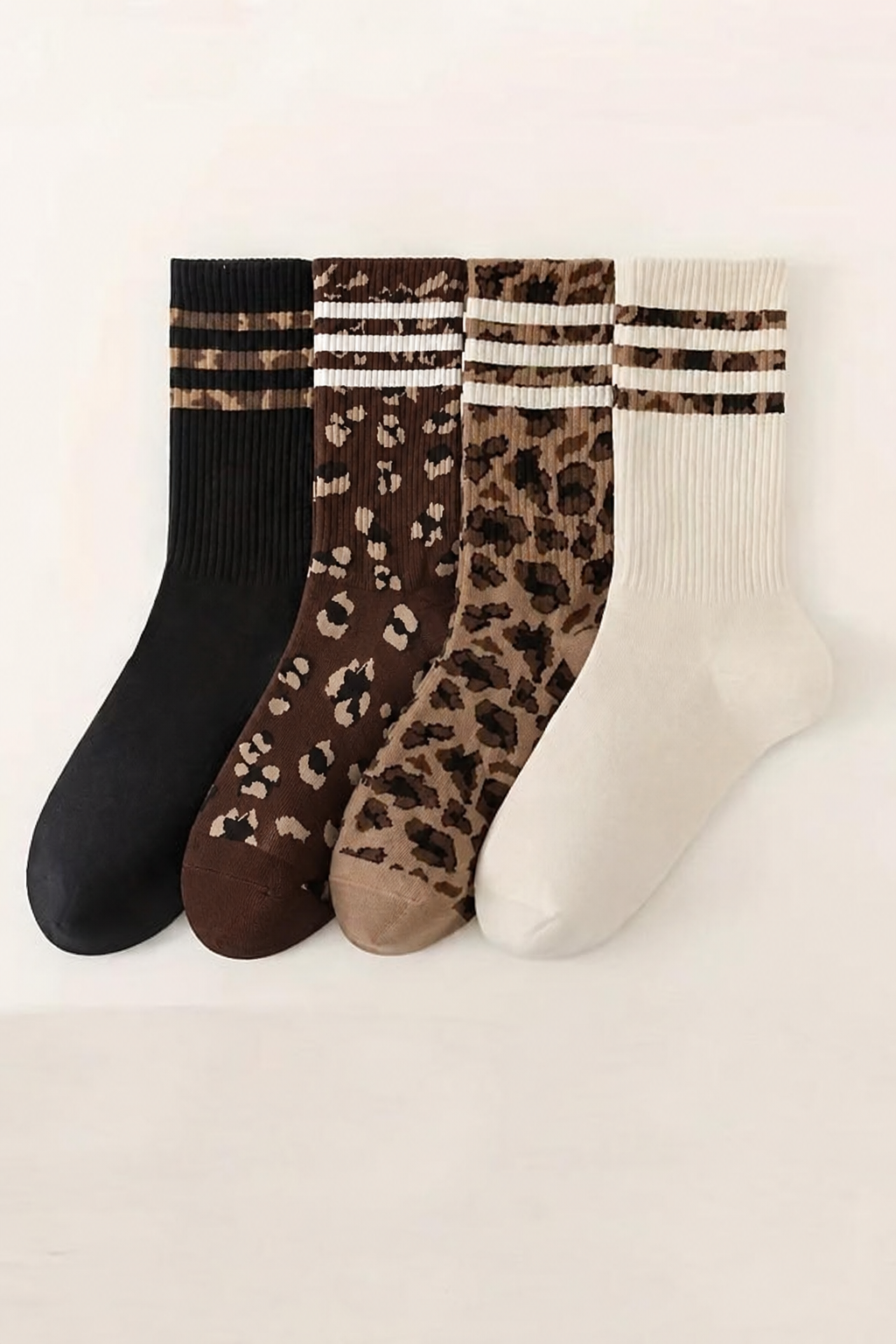 Throwback Crew Socks