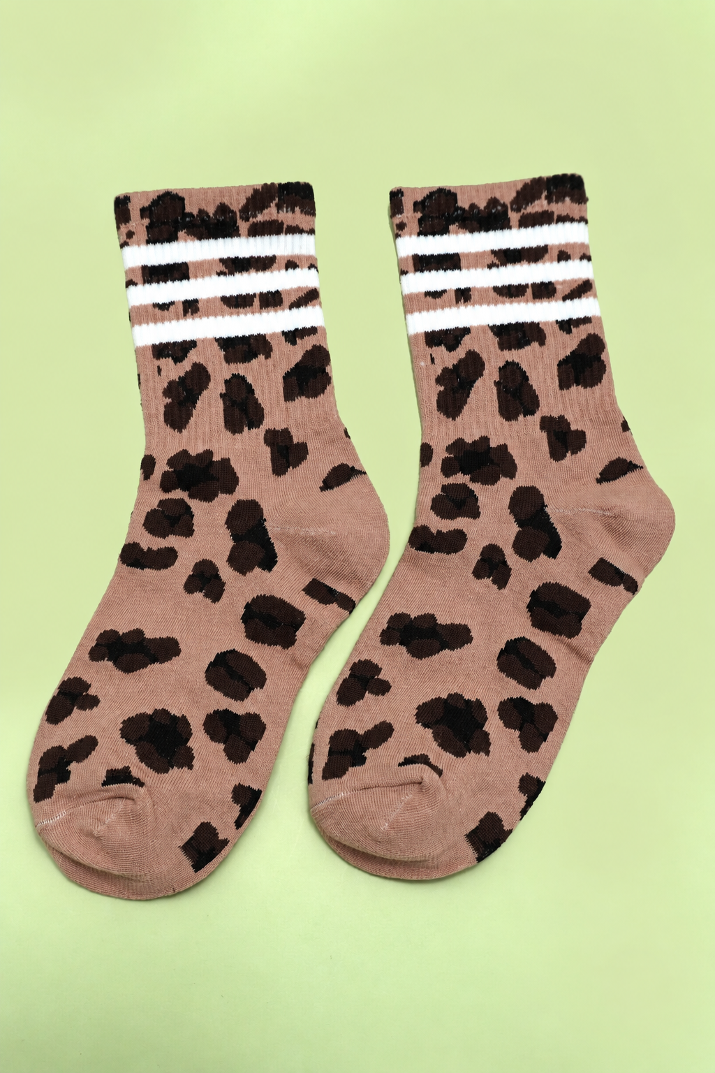 Throwback Crew Socks