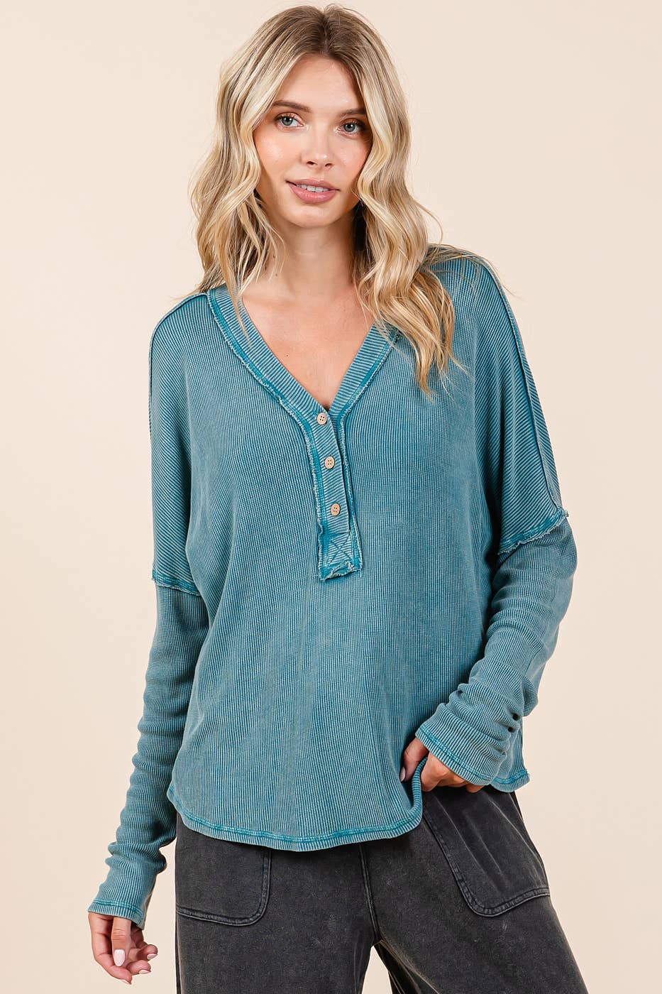 Mineral Wash V Neck Henley